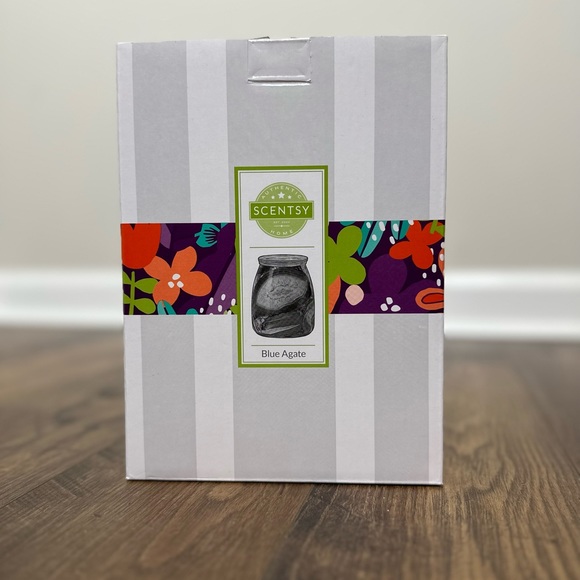 Blue Agate Scentsy Warmer - Picture 2 of 8